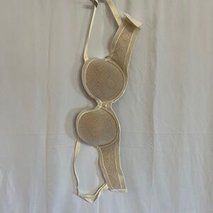 Ambrielle Cream Lace Bra